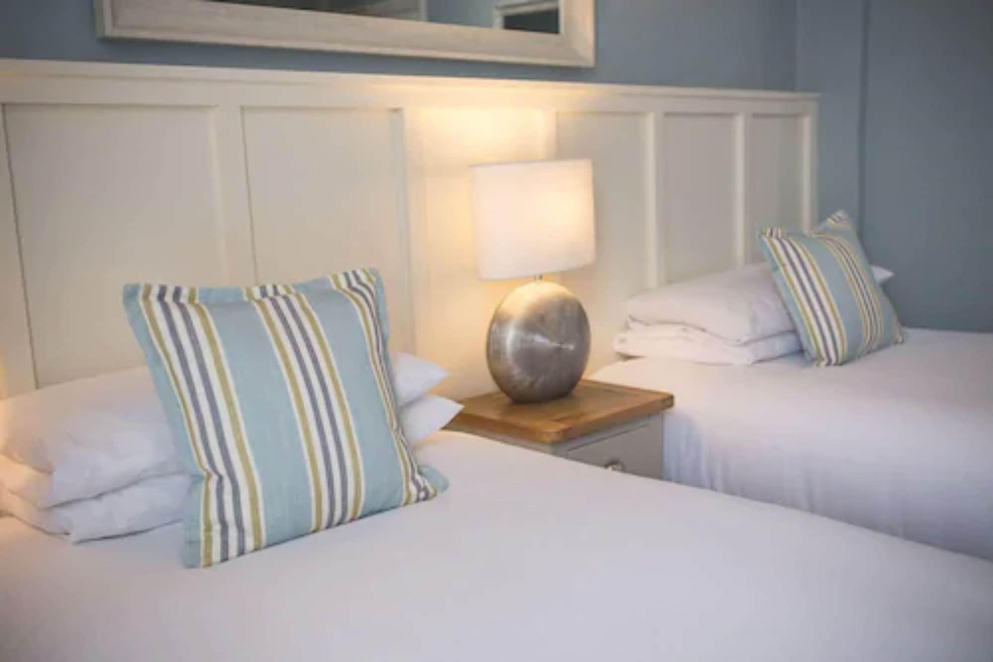 נורוויץ'' George Hotel, BW Signature Collection מראה חיצוני תמונה